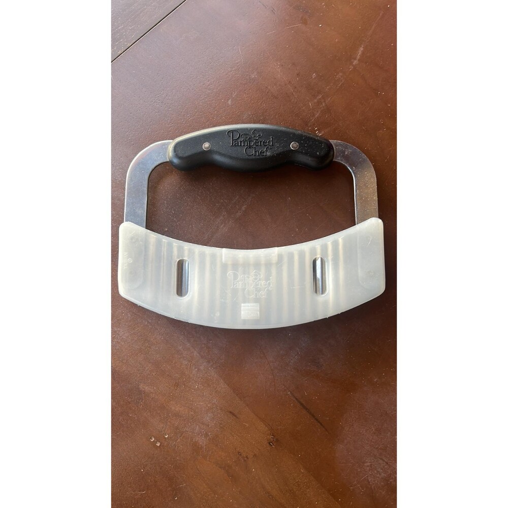 The Pampered Chef Crinkle Cutter Rocking